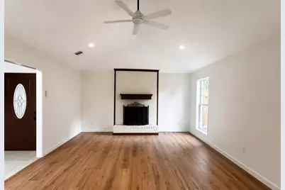 25027 Barmby Drive, Spring, TX 77389 - Photo 9