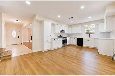 25027 Barmby Drive, Spring, TX 77389 - Photo 13