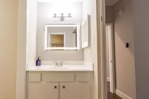 401 Lakeside Ln, Nassau Bay, TX 77058 - Photo 17