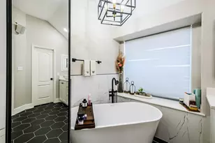 10010 Forest Spring Ln, Pearland, TX 77584 - Photo 35