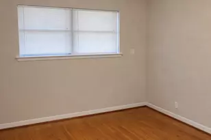 6822 Neff St, Houston, TX 77074 - Photo 9