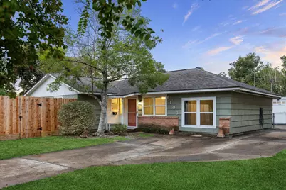 6103 W 43rd Street, Houston, TX 77092 - Photo 1