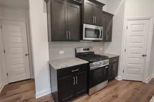 7 Keystone Ct, Angleton, TX 77515 - Photo 11