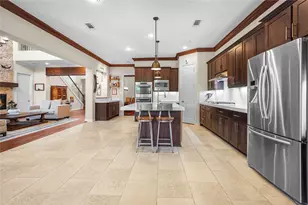 1826 Jade Hollow Ln, Houston, TX 77077 - Photo 5