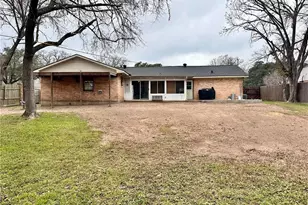 2501 Wayside Dr, Bryan, TX 77802 - Photo 25