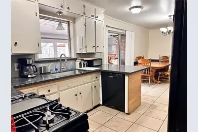 2501 Wayside Drive, Bryan, TX 77802 - Photo 11