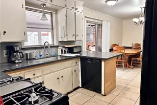 2501 Wayside Dr, Bryan, TX 77802 - Photo 11