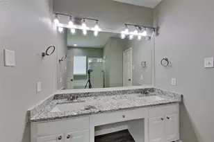 1906 Crescent Oak Dr, Missouri City, TX 77459 - Photo 9