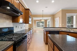 3556 Riata Ct, Bryan, TX 77808 - Photo 9