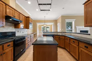 3556 Riata Ct, Bryan, TX 77808 - Photo 7