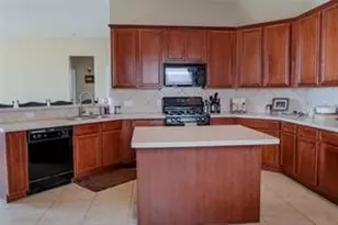 15010 Wildberry Creek Ct, Cypress, TX 77433 - Photo 11