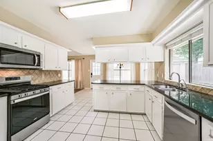 3703 Brook Shadow Dr, Houston, TX 77345 - Photo 19