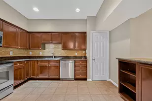 2255 Braeswood Park Dr, Houston, TX 77030 - Photo 11