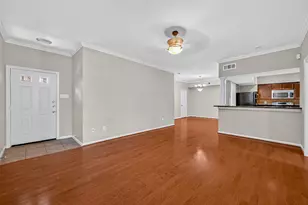 2255 Braeswood Park Dr, Houston, TX 77030 - Photo 7