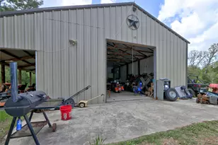 18135 N State Hwy 75, Willis, TX 77378 - Photo 31