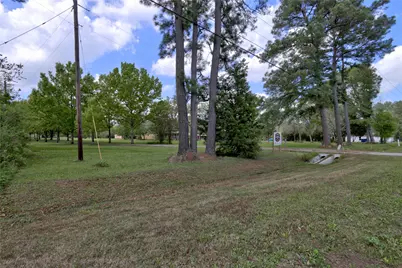 18135 N State Highway 75, Willis, TX 77378 - Photo 5