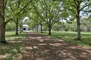 18135 N State Hwy 75, Willis, TX 77378 - Photo 5