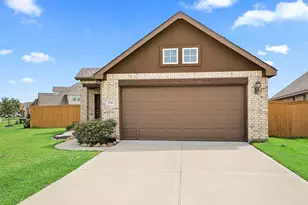 2716 Bernadino Dr, Texas City, TX 77568 - Photo 3