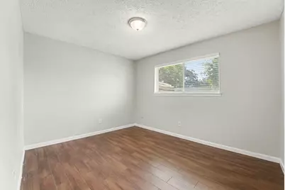 10210 Sagerock Drive, Houston, TX 77089 - Photo 17