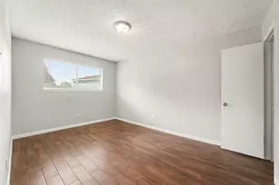 10210 Sagerock Dr, Houston, TX 77089 - Photo 15