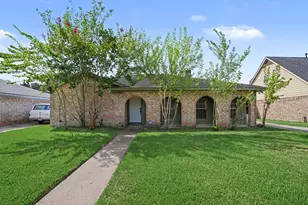 10210 Sagerock Dr, Houston, TX 77089 - Photo 1