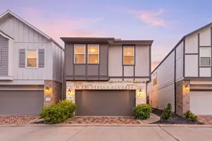 3104 Valley Peak Dr, Houston, TX 77063 - Photo 1