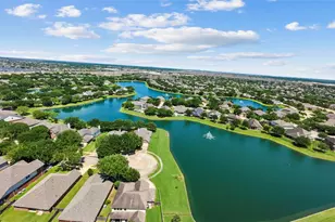 11047 Pierce Valley Dr, Richmond, TX 77406 - Photo 9
