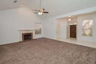 811 Spring Valley Ct, Sugar Land, TX 77479 - Photo 9