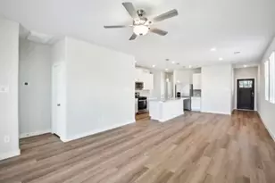 9450 Herons Preserve, Conroe, TX 77385 - Photo 5