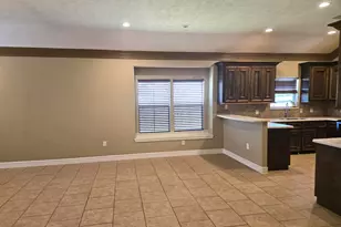 306 Masterson St, Arcola, TX 77583 - Photo 13