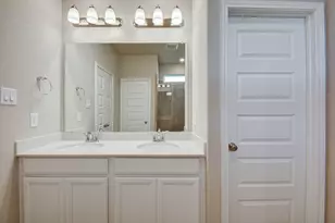 18572 Meadow Point Ln, Conroe, TX 77316 - Photo 31