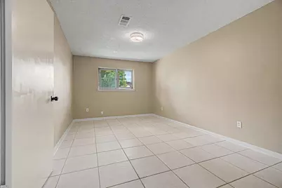 110 Mockingbird Lane, Clute, TX 77531 - Photo 29