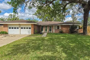 613 Magnolia, Lake Jackson, TX 77566 - Photo 27