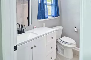 613 Magnolia, Lake Jackson, TX 77566 - Photo 17