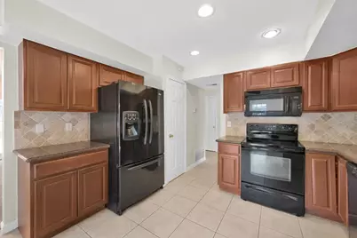 10902 Auger Place, The Woodlands, TX 77380 - Photo 7