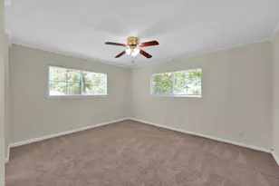 10902 Auger Pl, The Woodlands, TX 77380 - Photo 19