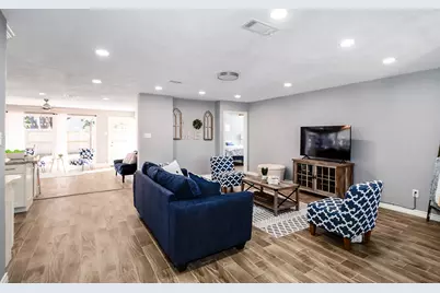 4722 Northrup Drive, Houston, TX 77092 - Photo 5