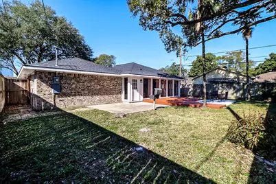 4722 Northrup Drive, Houston, TX 77092 - Photo 17