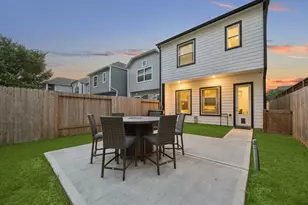334 W 26th St, Houston, TX 77008 - Photo 25