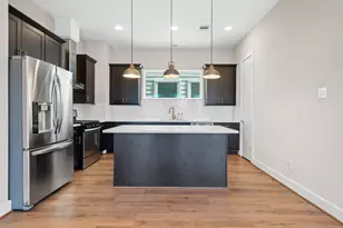765 Grove St, Houston, TX 77020 - Photo 9
