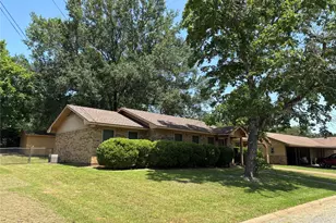 206 Valley Ln, Crockett, TX 75835 - Photo 1