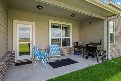 9823 Oaklawn Drive, Mont Belvieu, TX 77523 - Photo 35