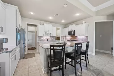 9823 Oaklawn Drive, Mont Belvieu, TX 77523 - Photo 13