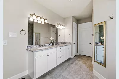 9823 Oaklawn Drive, Mont Belvieu, TX 77523 - Photo 23