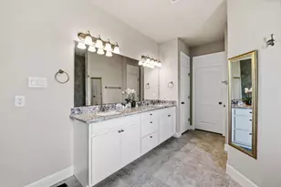 9823 Oaklawn Dr, Mont Belvieu, TX 77523 - Photo 23