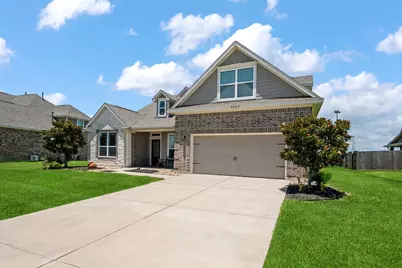 9823 Oaklawn Drive, Mont Belvieu, TX 77523 - Photo 3
