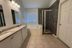 18422 Wolf Creek Tr, Humble, TX 77346 - Photo 5