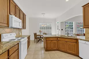10825 Millridge Pines Ct, Houston, TX 77070 - Photo 11