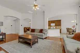 10825 Millridge Pines Ct, Houston, TX 77070 - Photo 9