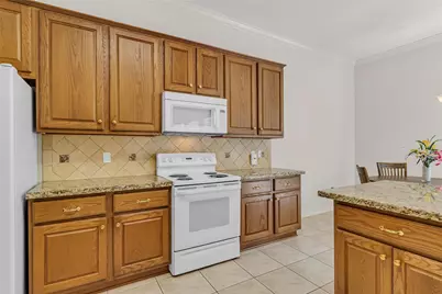 10825 Millridge Pines Court, Houston, TX 77070 - Photo 15